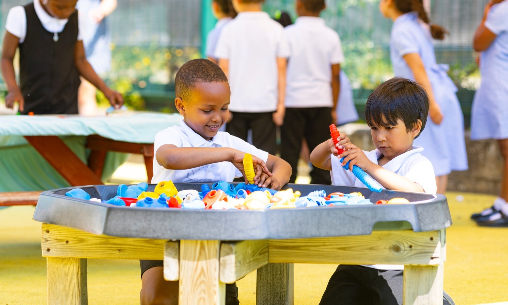 Angel Oak Academy Pupils Outdoor Play Image 001